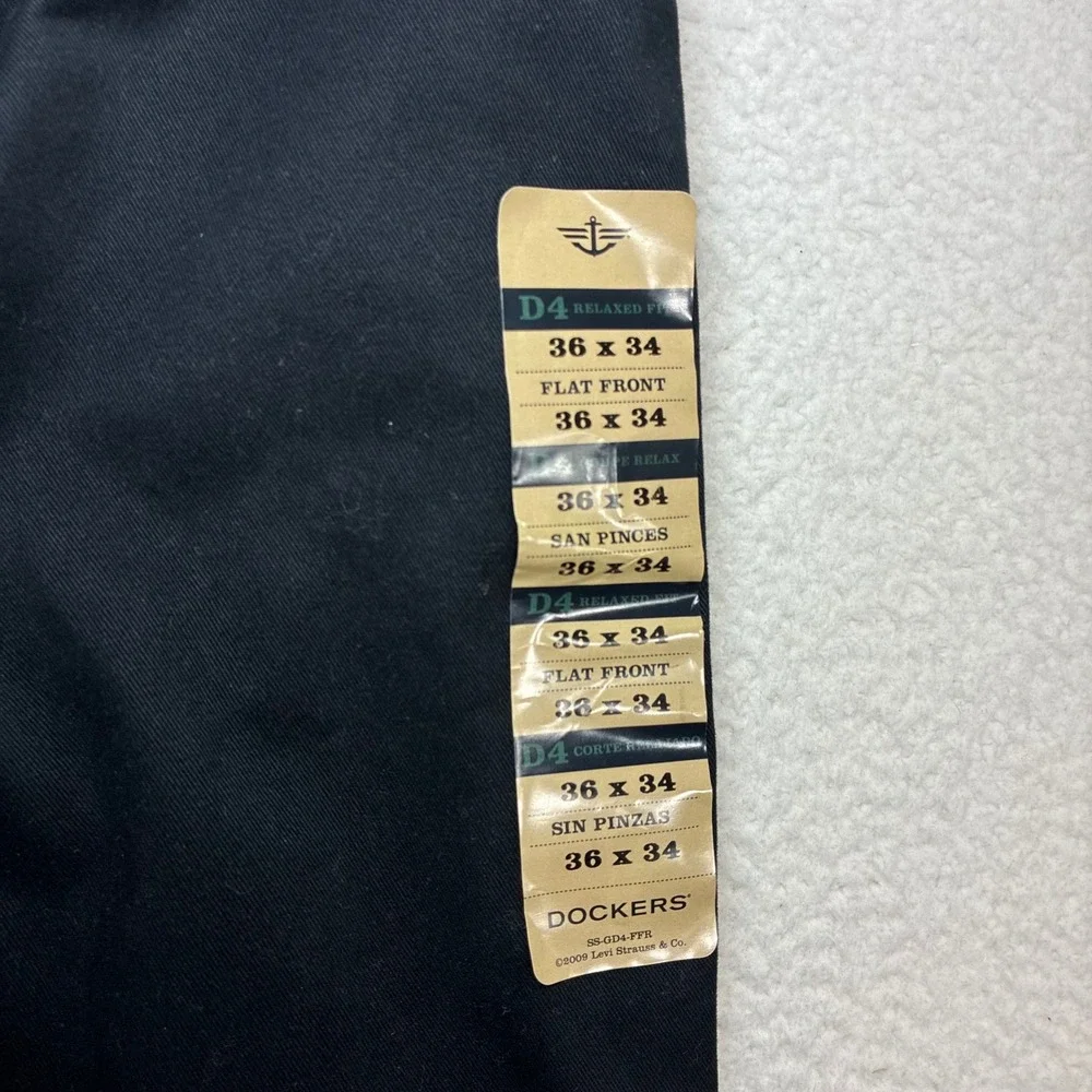 Dockers D4 Chino Pants Men 36x34 Black‎ True Relaxed Flat Front Business NWT